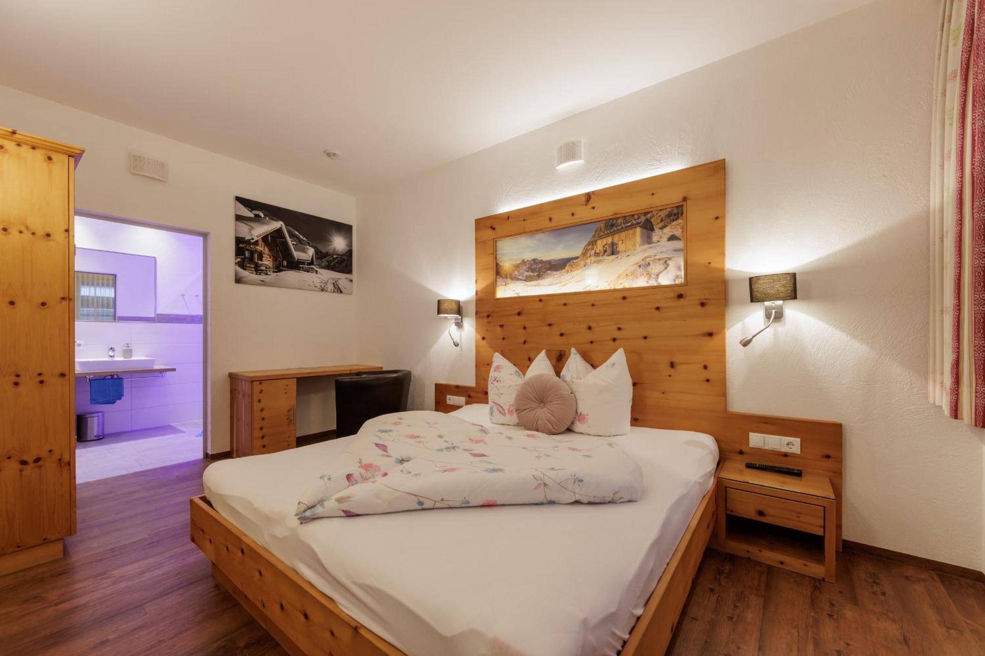 Apartmenthaus Goldeck Ried im Oberinntal Εξωτερικό φωτογραφία
