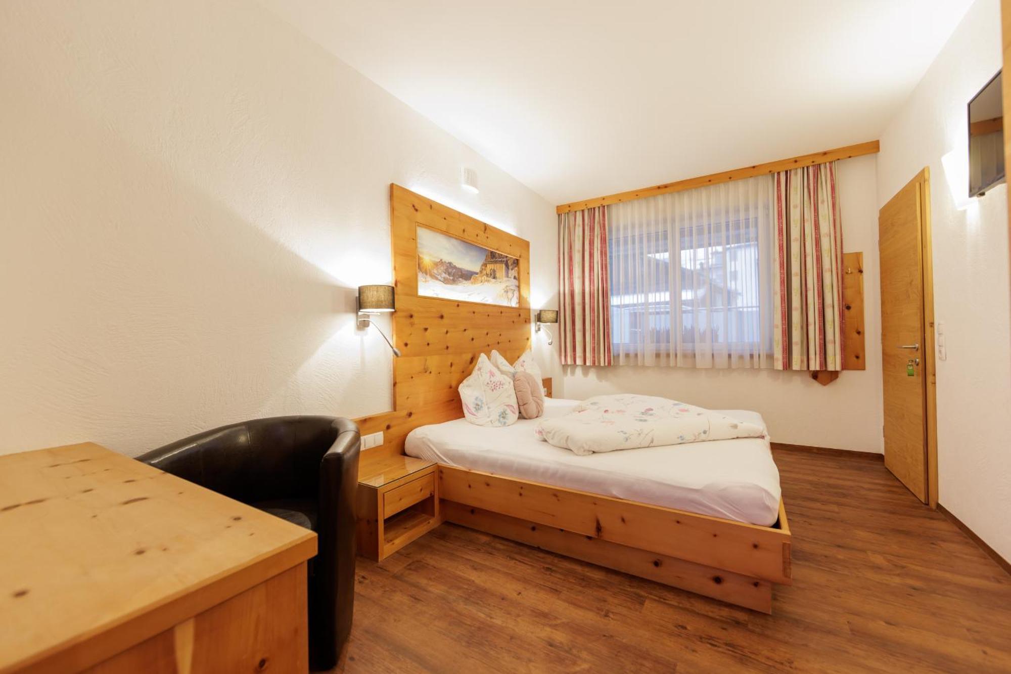 Apartmenthaus Goldeck Ried im Oberinntal Εξωτερικό φωτογραφία